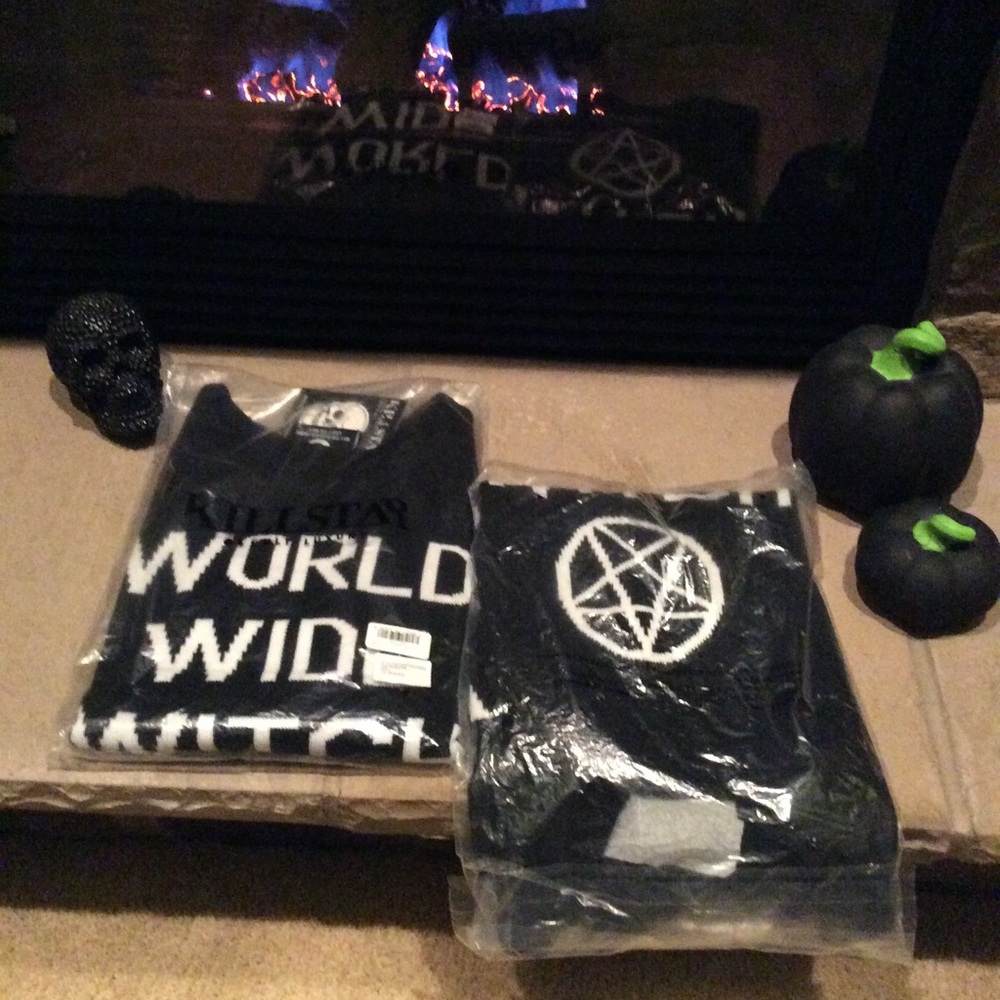 (NWT) World Wild Witch - Picture 2 of 7